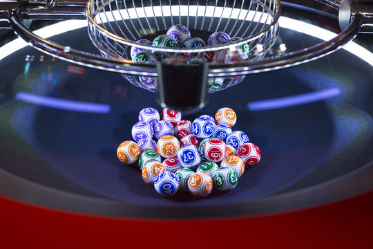 深入解析香港六合彩特码合数双：提升中奖概率的关键